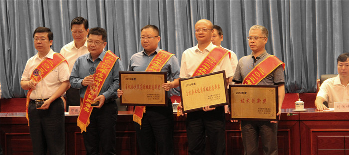 贝斯特bs公司荣获2013年柳州市“市长质量奖”